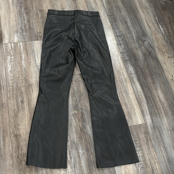 Zara Black Faux Leather High-Waisted Flare Pants Size Medium Bloggers Favorite - Picture 7 of 11